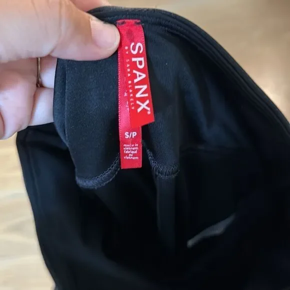 SPANX Black Leggings S - Picture 2 of 4